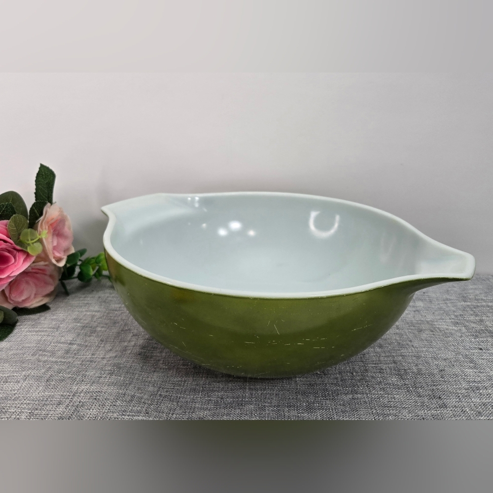 Vintage Pyrex #444 Cinderella Avocado Dark Green 4 Qt Mixing Nesting Bowl Verde?